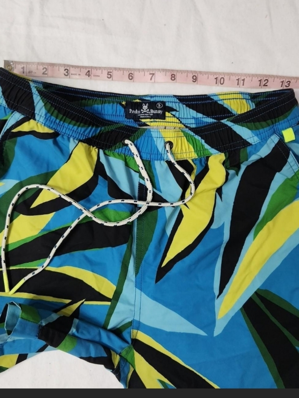 Psycho Bunny Men’s Grey & Neon Green Logo Swim Trunks Size Small EUC - Picture 5 of 8